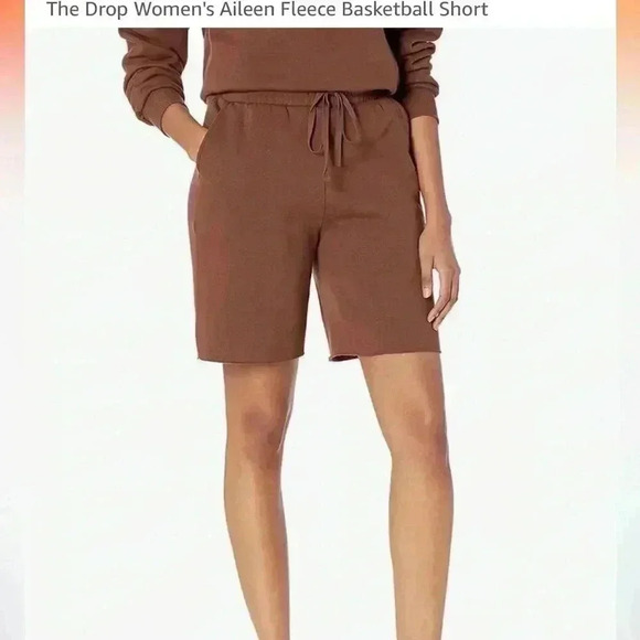 Fleece basketball shorts - Picture 1 of 3